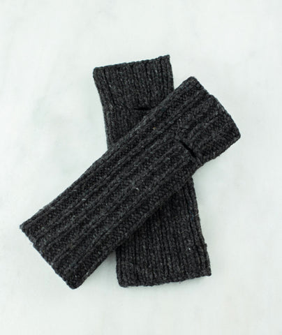 Reversible Knitting Mitts Using Brooklyn Tweed Quarry