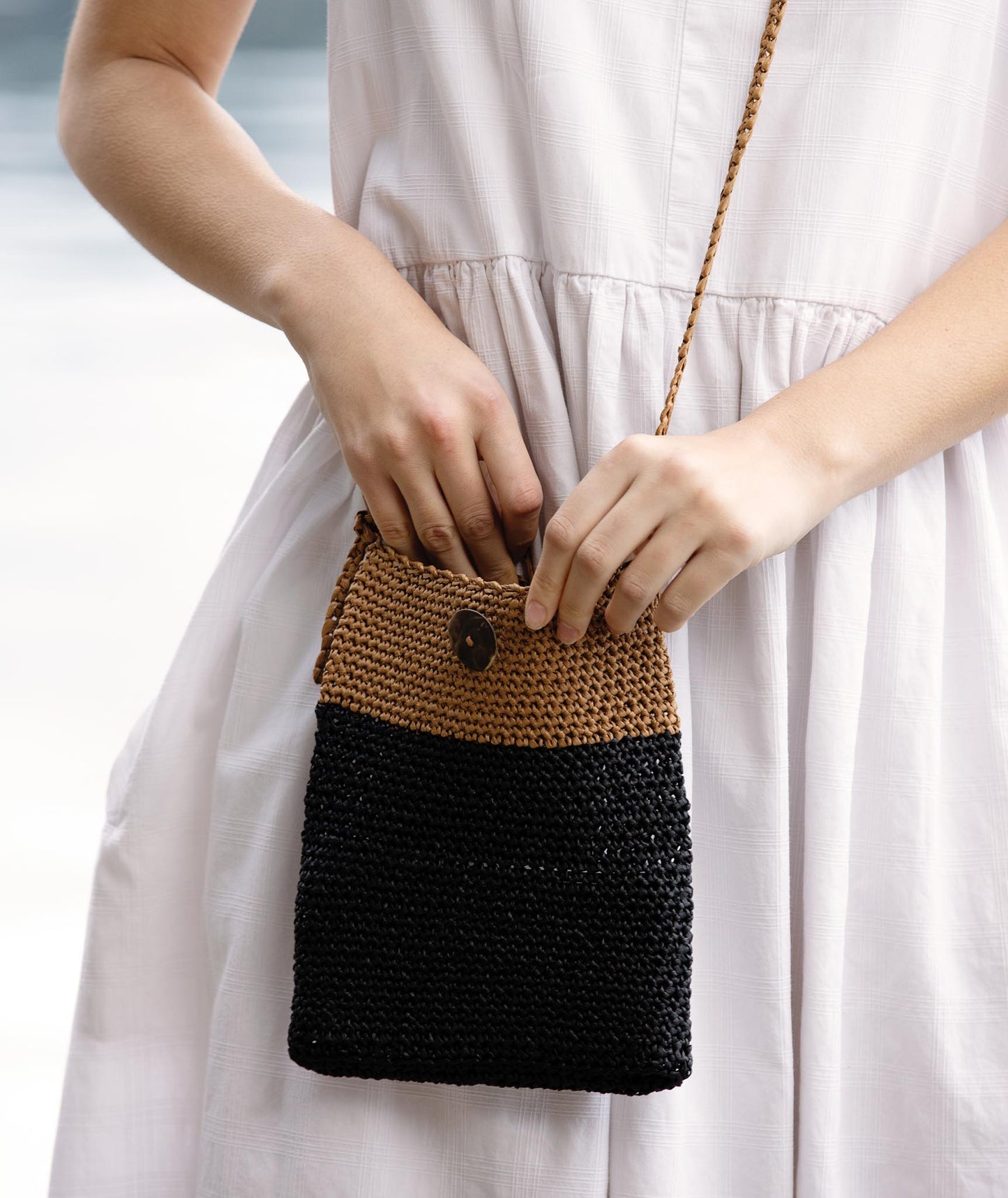 Crocheted Crossbody Bags & Clutch Using Wool and the Gang Ra-Ra Raffia