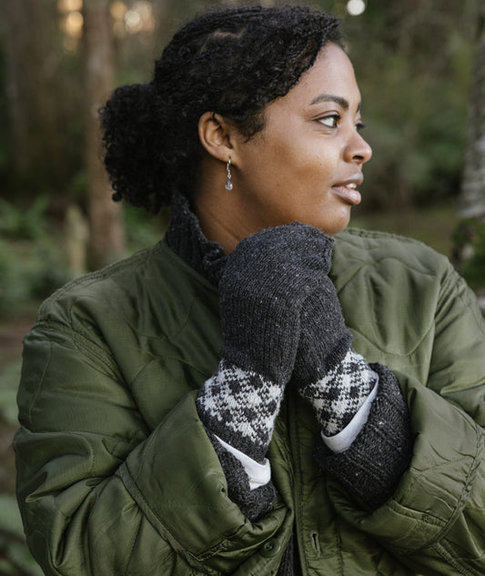 Colorwork Cuffs & Mittens Using Brooklyn Tweed Loft