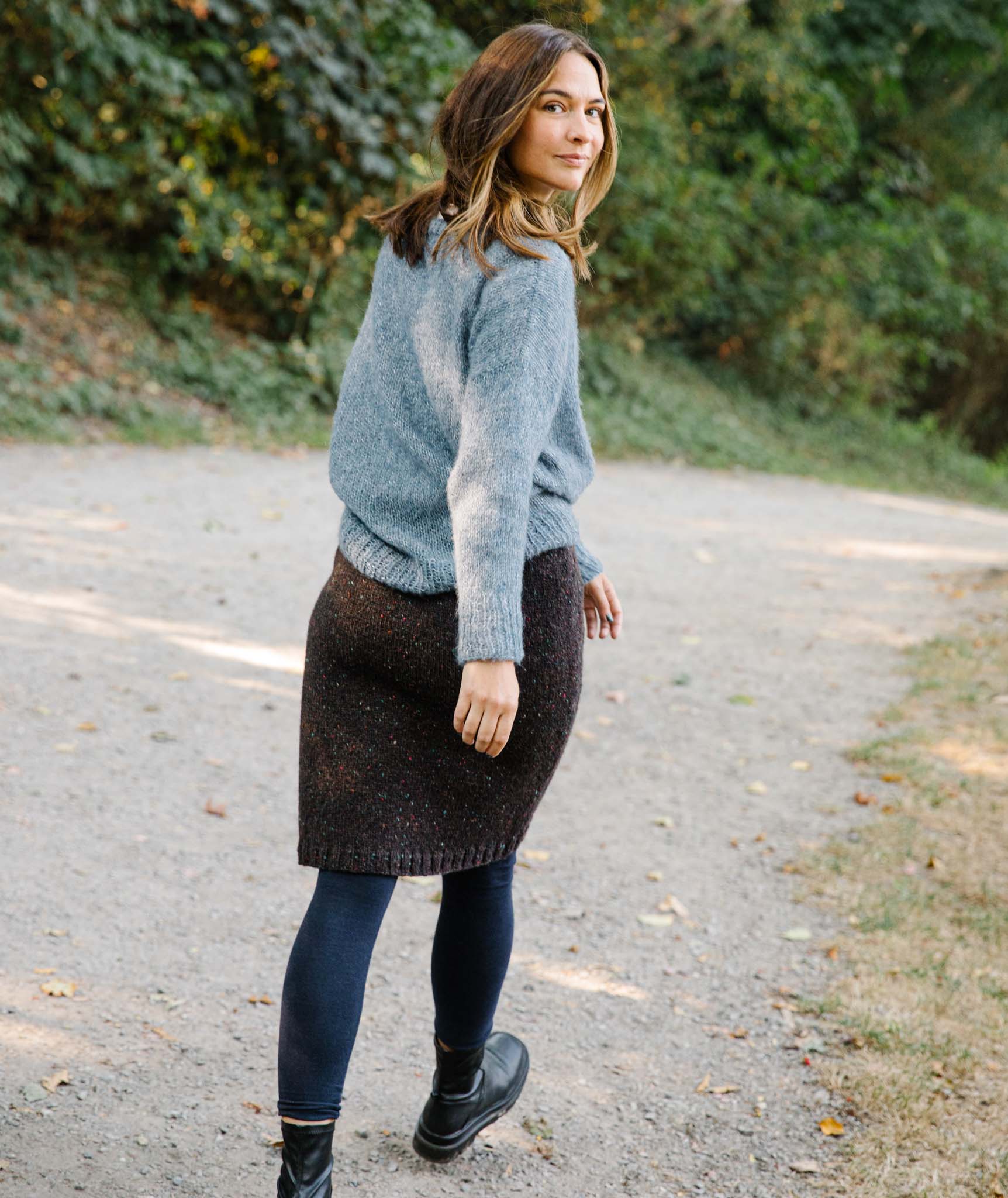 Simple Straight Skirt Using Isager Aran Tweed – Churchmouse Yarns