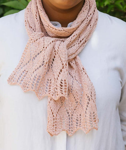 Tea Leaf Lace Scarf Using Isager Bomulin