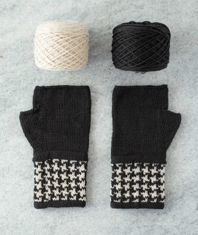 Colorwork Fingerless Gloves in Brooklyn Tweed Peerie