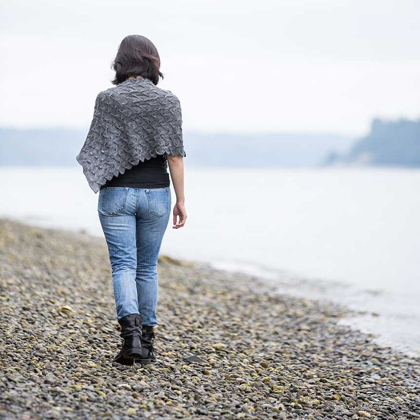 Spin-Stitch Poncho Using Isager Alpaca 2 – Churchmouse Yarns & Teas