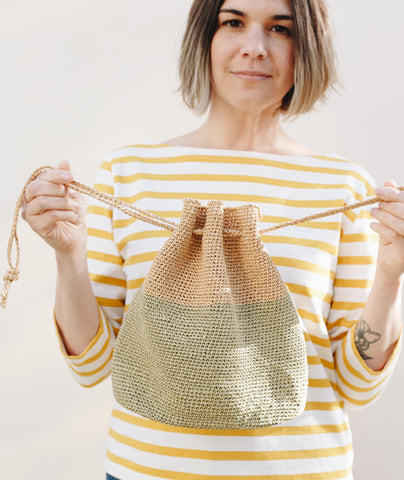 Oval Crocheted Bucket Bag Using Wool and the Gang Ra-Ra Raffia