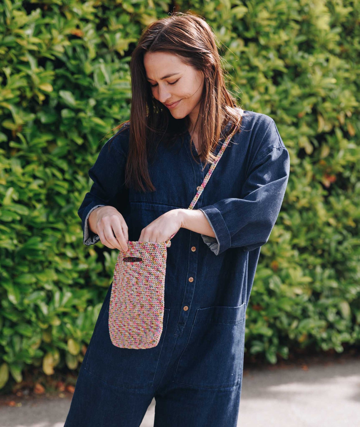 Crocheted Crossbody Clutch Using Tahki Tandem