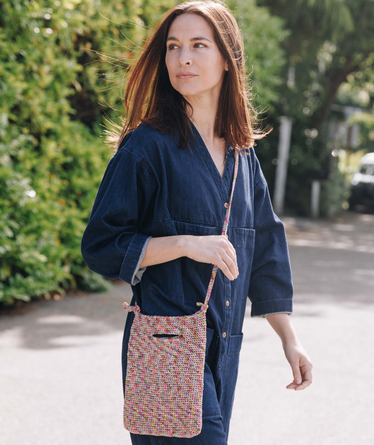 Crocheted Crossbody Clutch Using Tahki Tandem