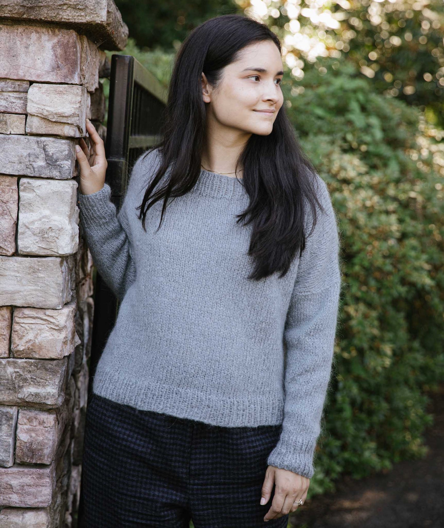 Easy Relaxed Pullover: Extended Neck Version Using Woolfolk Tåge