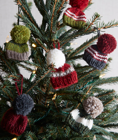 Holiday Cheer Mini Hats Using Blue Sky Fibers Woolstok Bundles