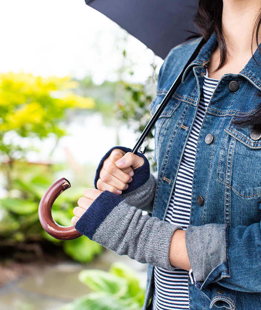 Reversible Arm Warmers Using Madelinetosh Pebble