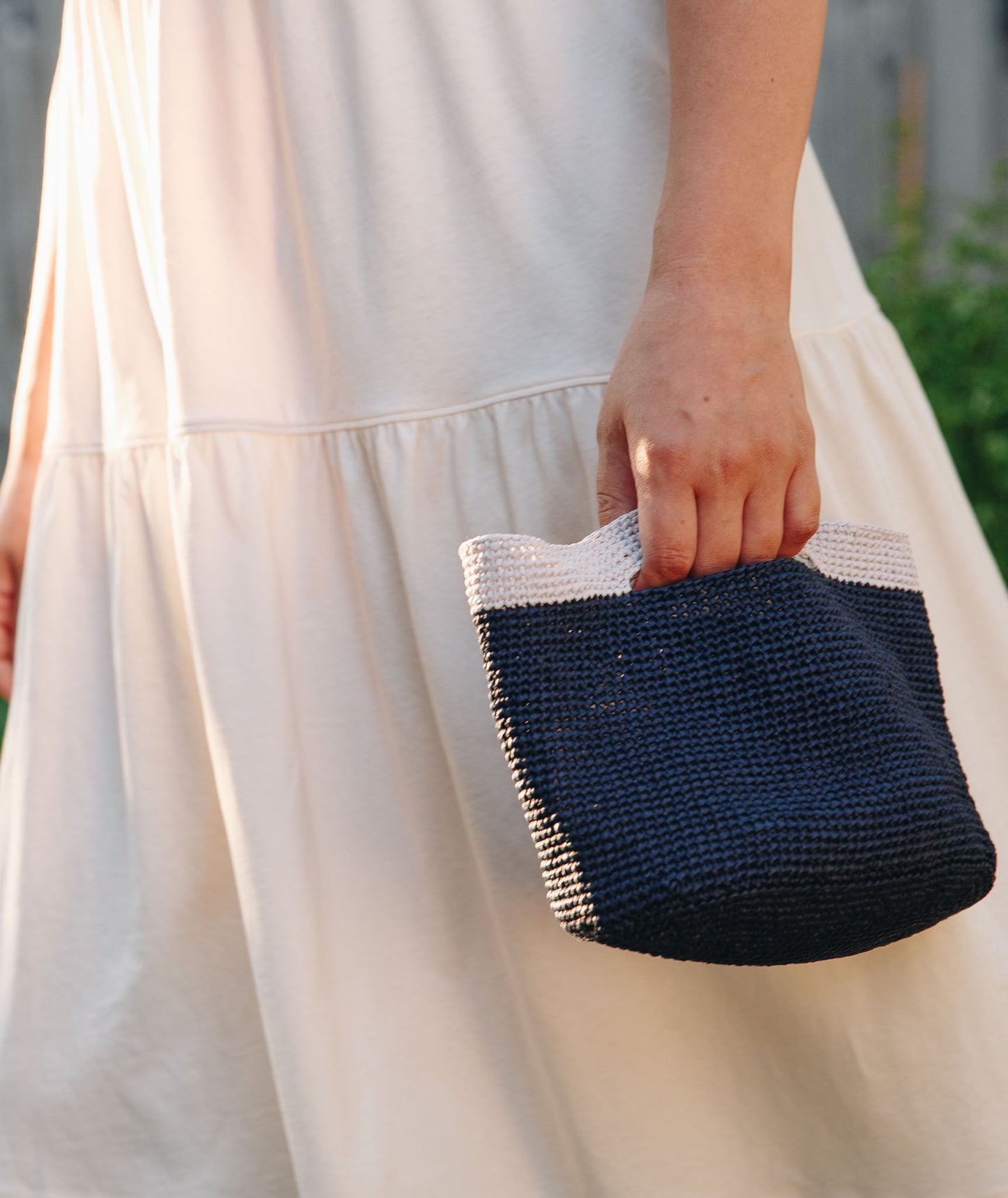 Oval Crocheted Bucket Bag: Clutch Version Using Wool and the Gang Ra-Ra Raffia