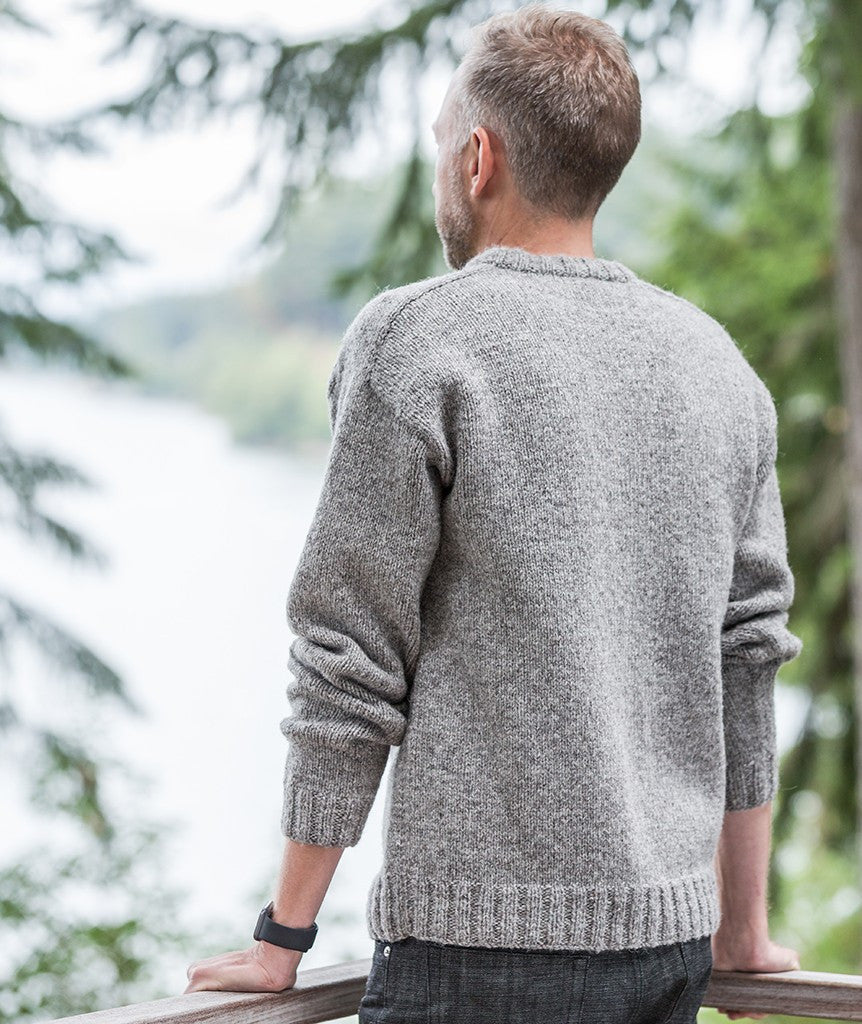 Saddle-Shoulder Men's Pullover Using Jamieson's Shetland Heather Aran