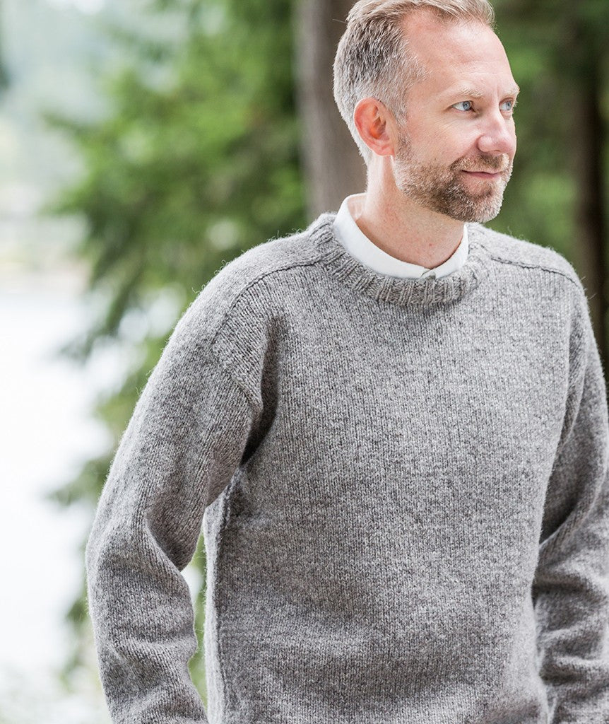 Saddle-Shoulder Men's Pullover Using Jamieson's Shetland Heather Aran