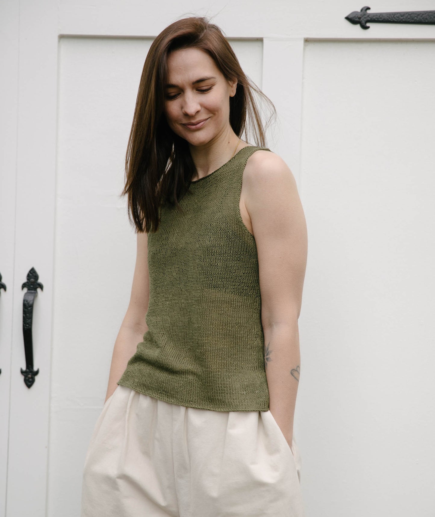 Sleeveless Slipover Using Lang Crealino