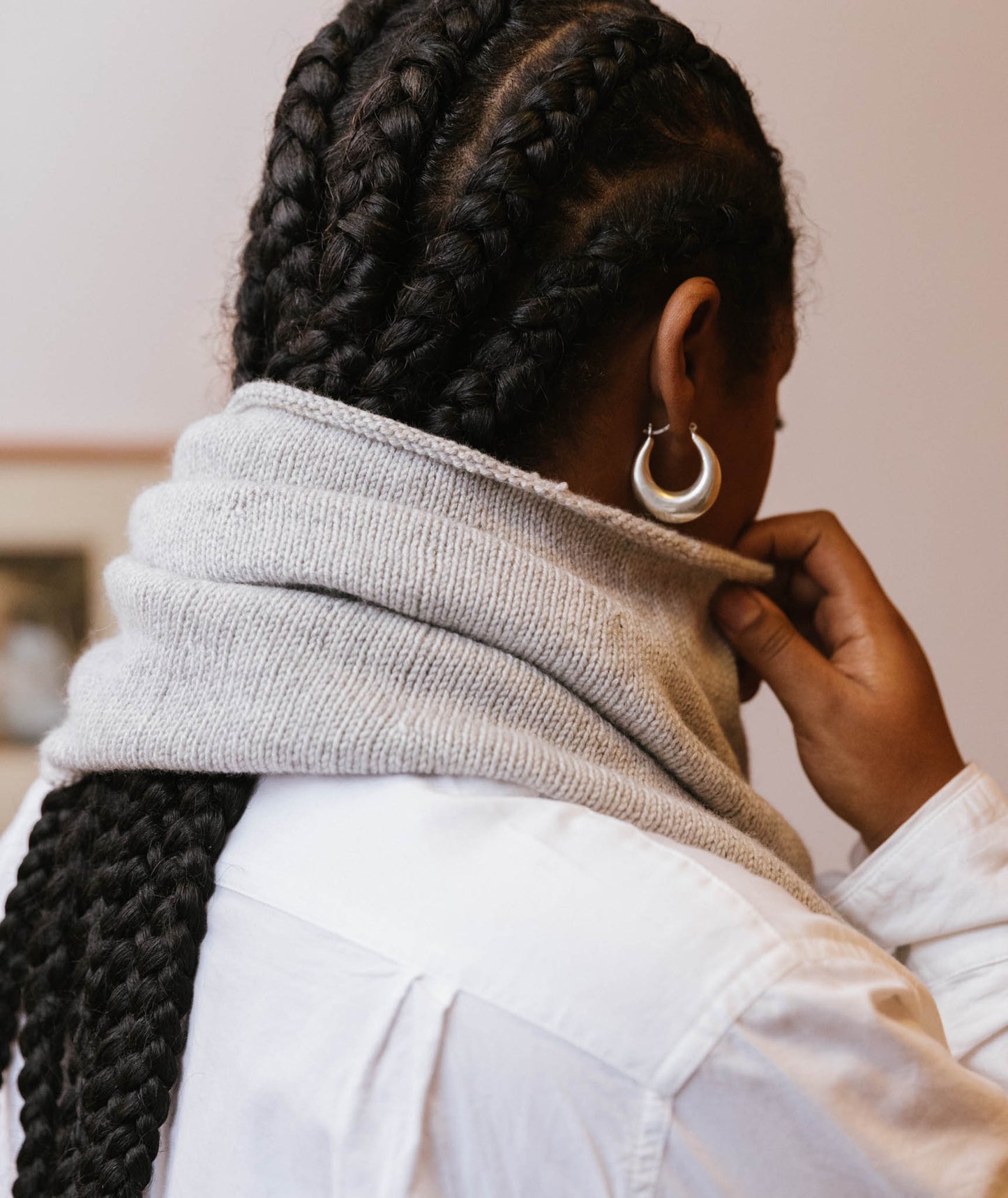 Tapered Cowl Using String Blossom