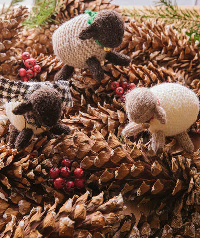 Woolly Wee Sheep Using Jamieson's Double Knitting