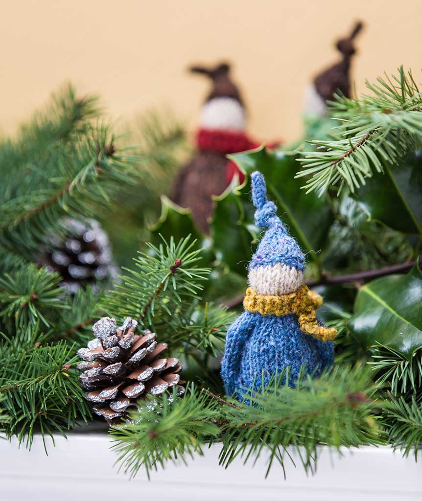 Jolly Wee Elf Using Rowan Fine Tweed