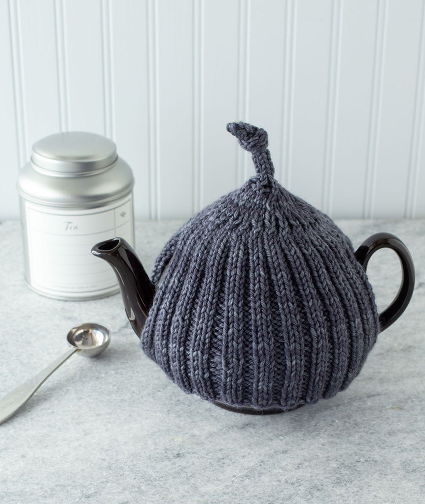 Ribbed Tea Cozy Using Manos Alegría Grande – Churchmouse Yarns & Teas