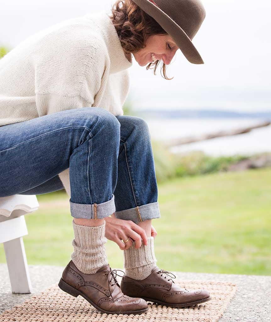 Simple Toe-Up Socks Using Regia 6-Ply