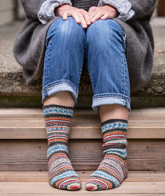 Simple Toe-Up Socks Using Regia Arne & Carlos